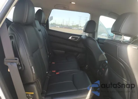 2018 Nissan Pathfinder S z USA, uszkodzony, nr VIN 5N1DR2MM6JC657431